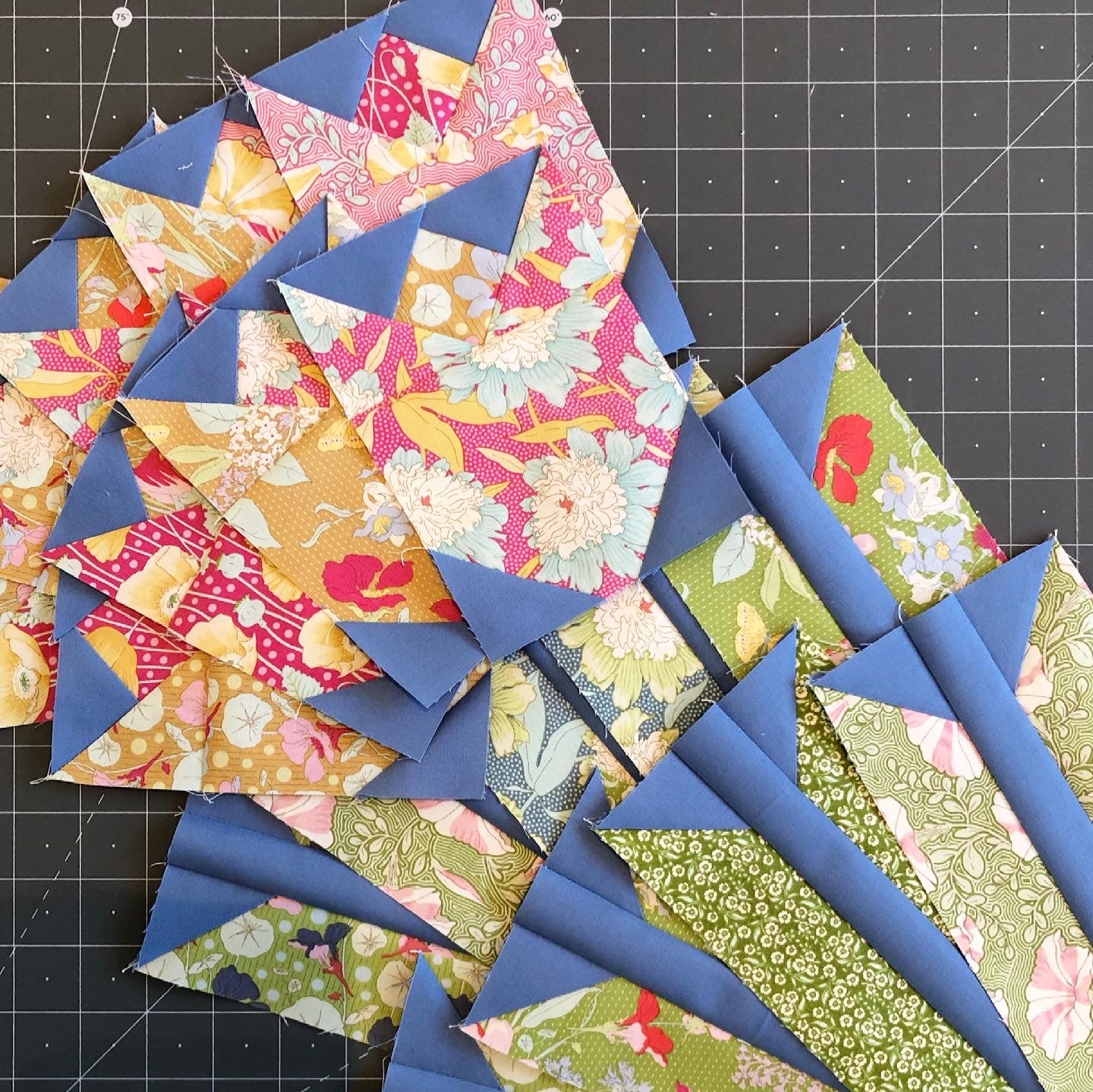 Tulips from Amsterdam PDF Pattern Payhip