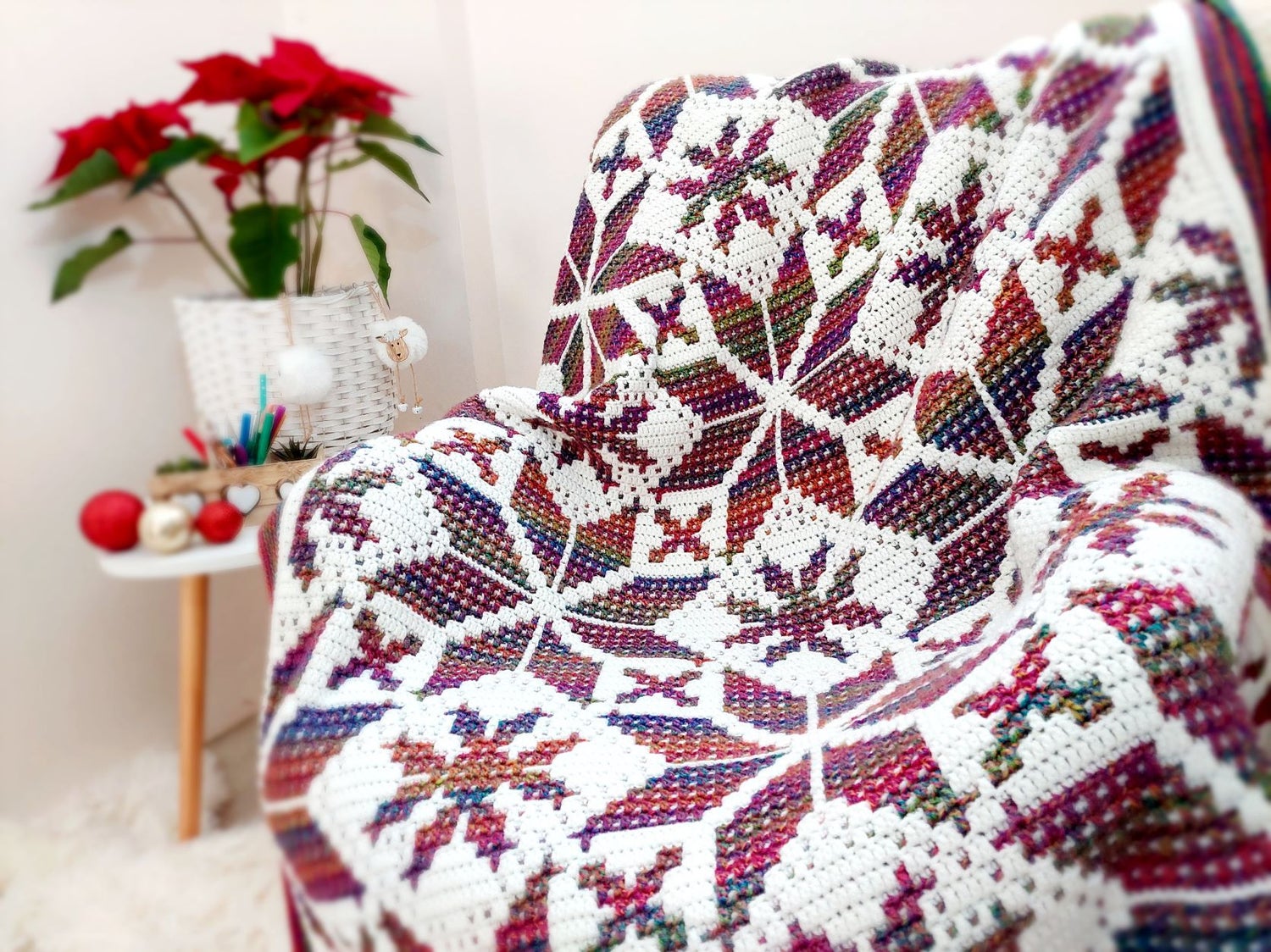 Christmassy Mood. Overlay mosaic crochet in rows pattern