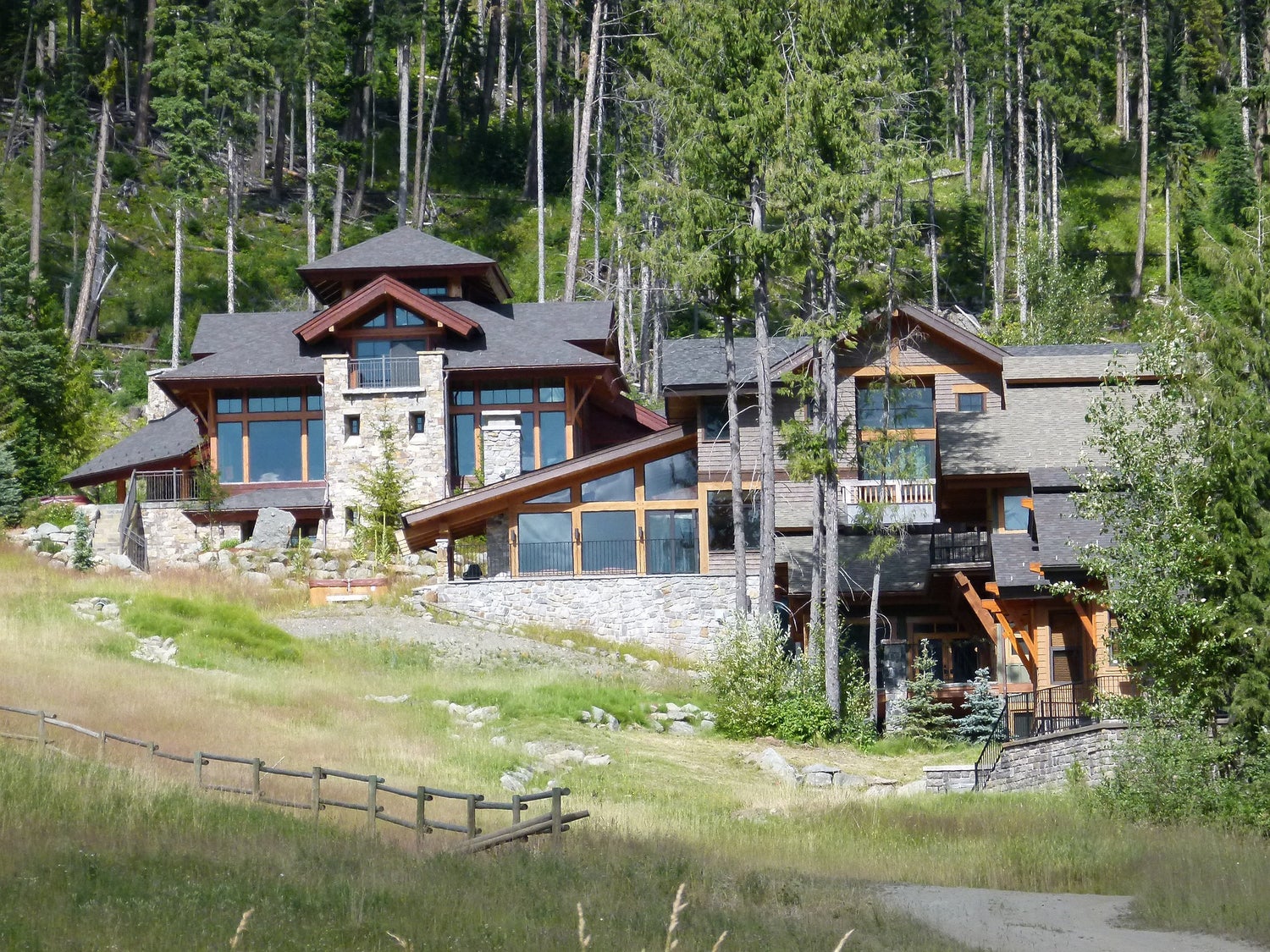 Ski lodge