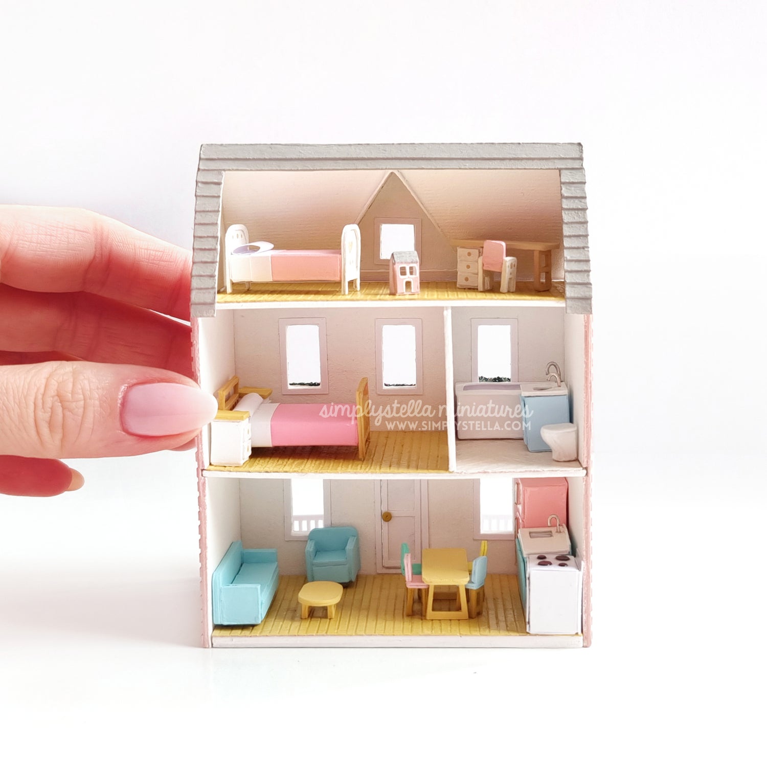 Miniature Dollhouse Furniture Kit (17pcs) 