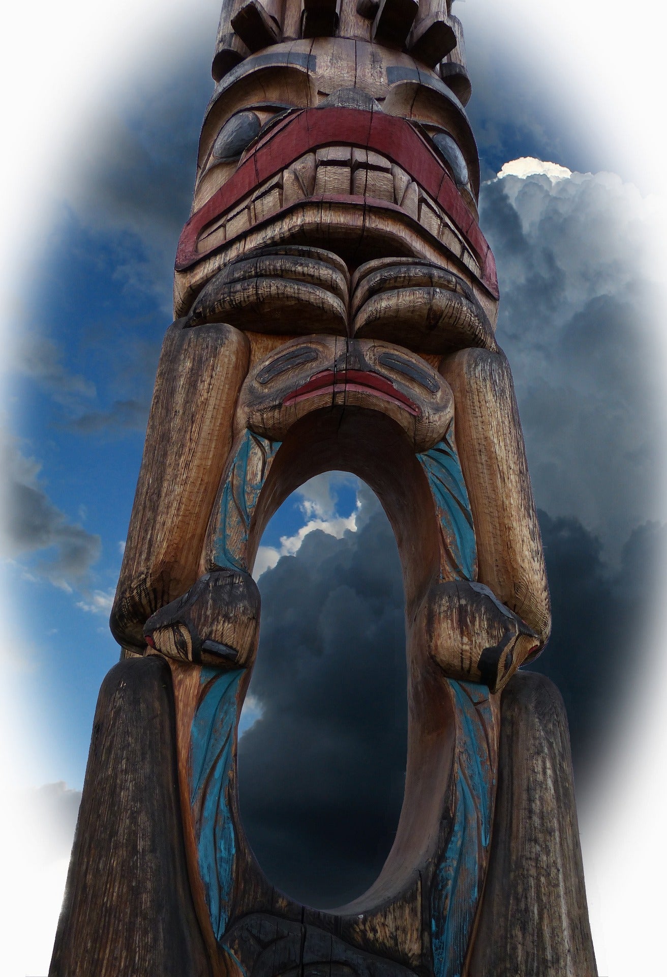 totem pole from Pacific Northwest