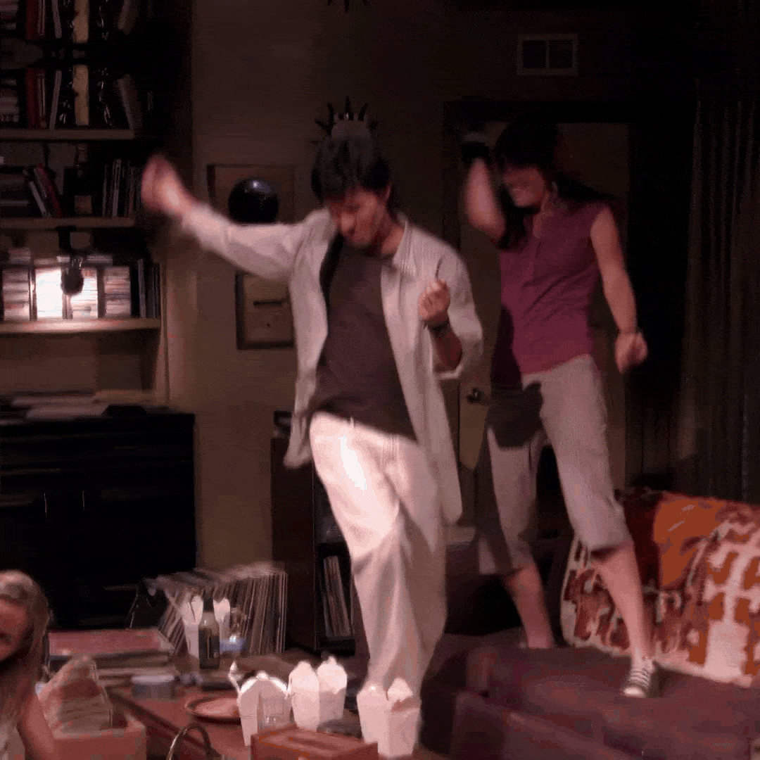 (If the main gif doesnt apply, heres a backuo amd hopefully it will load too)